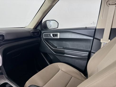Used 2023 Ford Explorer 2WD image 26