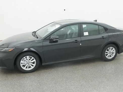 New 2026 Toyota Camry LE image 2