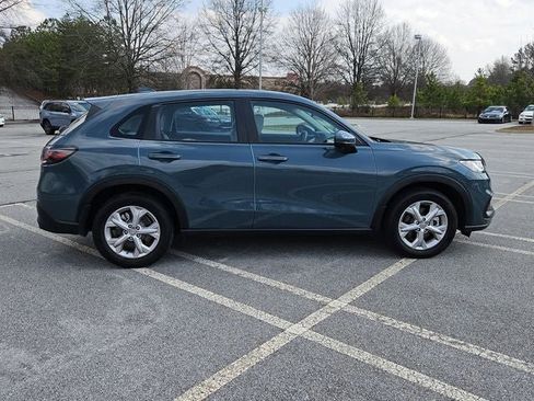 Certified 2025 Honda HR-V LX image 6