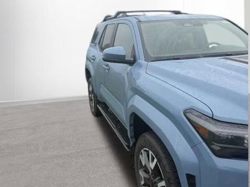 Used 2025 Toyota 4Runner TRD Sport AWD/4WD image 2