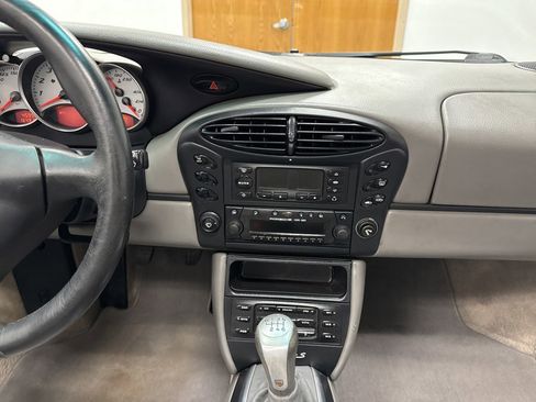 Used 2000 Porsche Boxster S RWD image 17