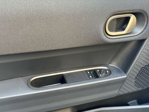 Used 2025 MINI Cooper S image 11