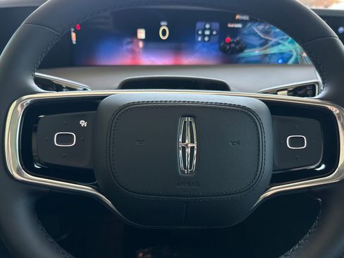 New 2026 Lincoln Nautilus Reserve w/ Jet Appearance Package AWD/4WD image 23
