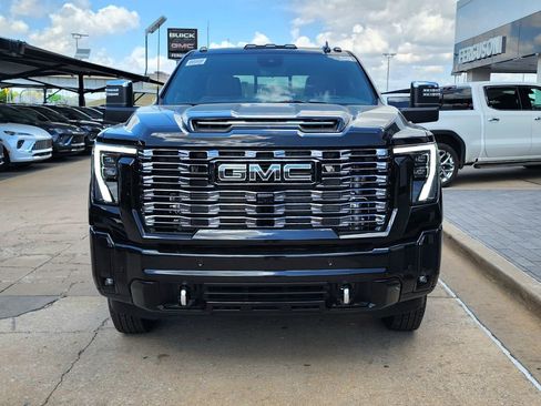 New 2026 GMC Sierra 3500 Denali Ultimate AWD/4WD image 8