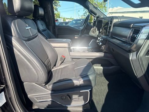 Used 2025 Ford F350 Platinum AWD/4WD image 38