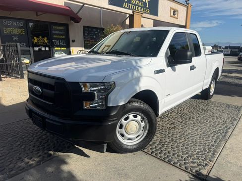 Used 2017 Ford F150 XL w/ Equipment Group 101A Mid RWD image 1