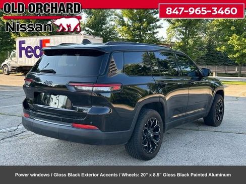 Used 2024 Jeep Grand Cherokee L Limited w/ Black Appearance Package AWD/4WD image 5