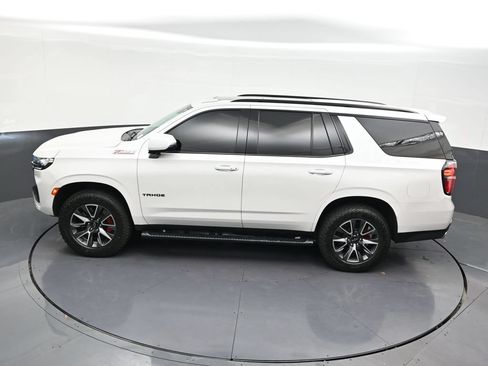 Used 2022 Chevrolet Tahoe Z71 w/ Z71 Off-Road Package AWD/4WD image 16