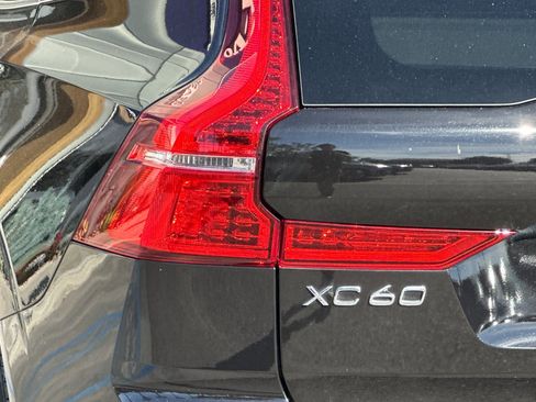 Certified 2023 Volvo XC60 B5 Core w/ Climate Package image 34