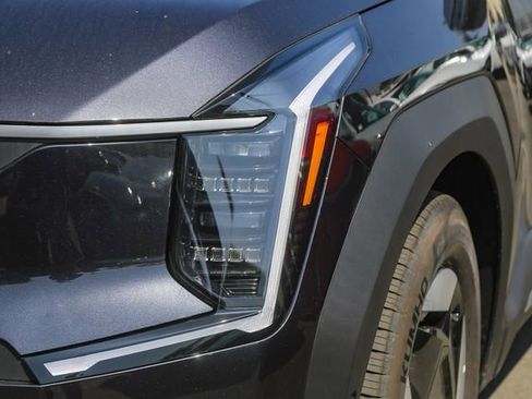 New 2026 Kia EV9 Wind image 13