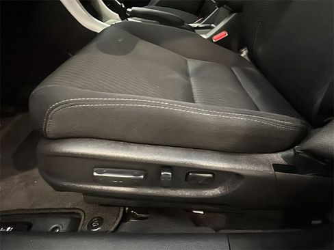 Used 2015 Honda Accord Sport image 9
