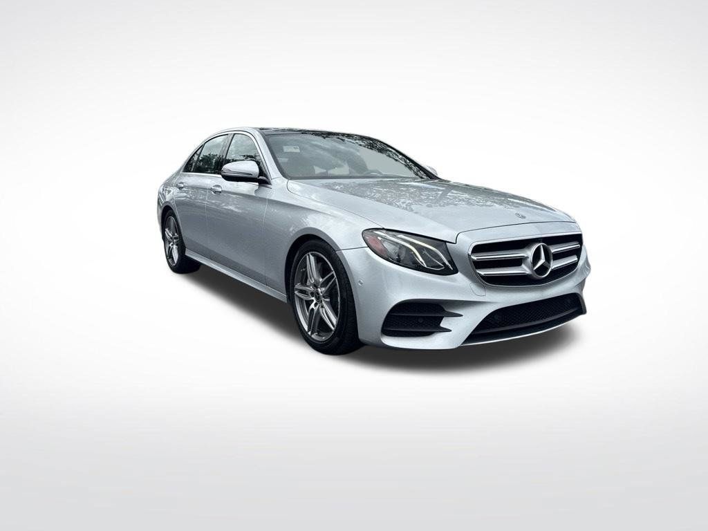 Used 2019 Mercedes-Benz E 300 image 2
