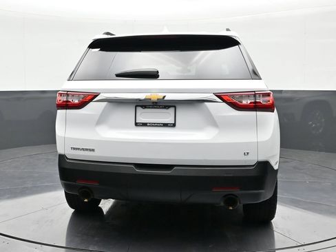 Used 2020 Chevrolet Traverse LT image 4