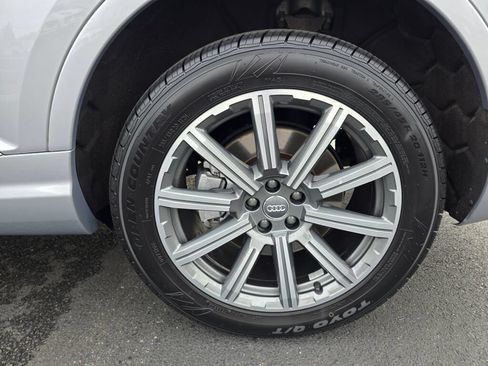 Used 2019 Audi Q7 3.0T Premium Plus w/ Premium Plus Package AWD/4WD image 21