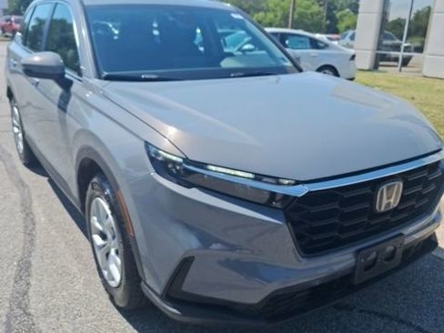 Used 2024 Honda CR-V LX image 4