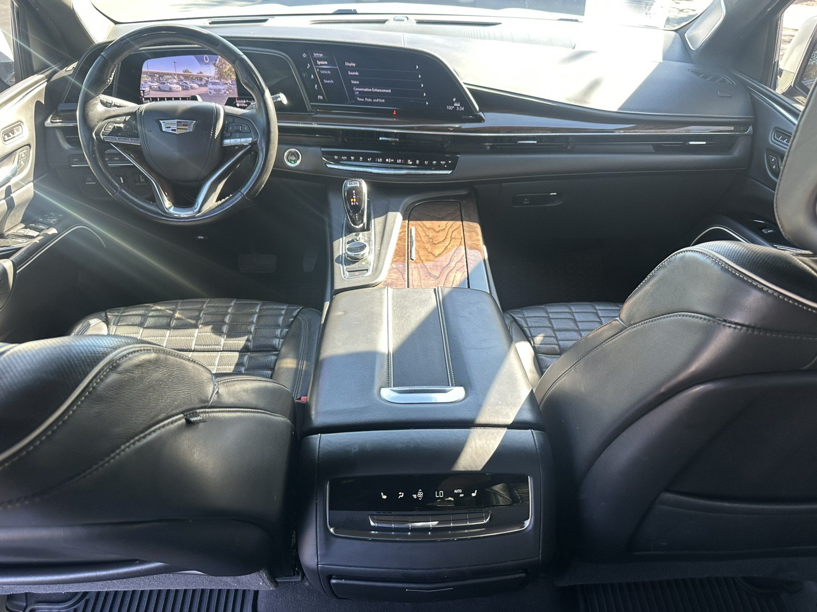 Used 2021 Cadillac Escalade Sport Platinum w/ LPO, ONYX Package AWD/4WD image 16