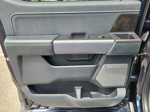 Used 2022 Ford F150 Lariat w/ Equipment Group 502A High AWD/4WD image 16