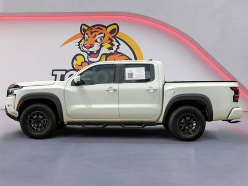 Used 2023 Nissan Frontier PRO-4X w/ Pro-4X Premium Package AWD/4WD image 8