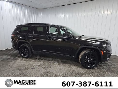 Used 2024 Jeep Grand Cherokee L Laredo AWD/4WD image 1
