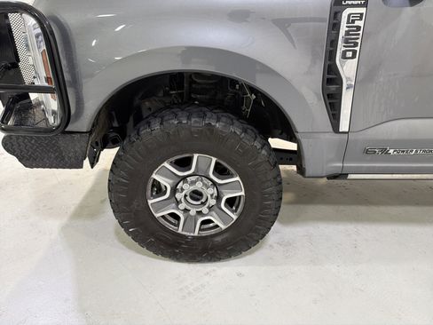 Used 2024 Ford F250 Lariat w/ Lariat Ultimate Package image 9