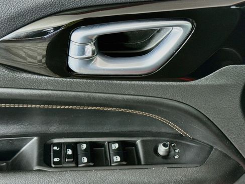 Used 2023 Jeep Compass Limited AWD/4WD image 22