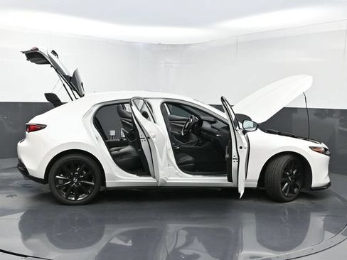 Used 2024 MAZDA MAZDA3 Hatchback w/Premium Plus Pkg AWD/4WD image 38