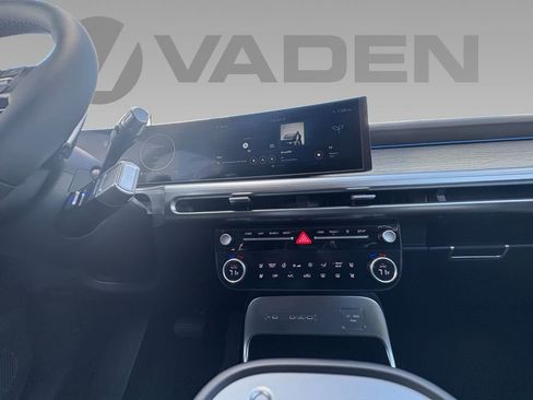 New 2026 Hyundai Ioniq 9 Limited image 3