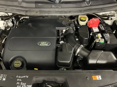 Used 2015 Ford Explorer XLT w/ Equipment Group 201A FWD image 9
