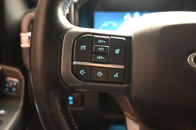 Used 2023 Ford F250 Lariat w/ Sport Appearance Package AWD/4WD image 12