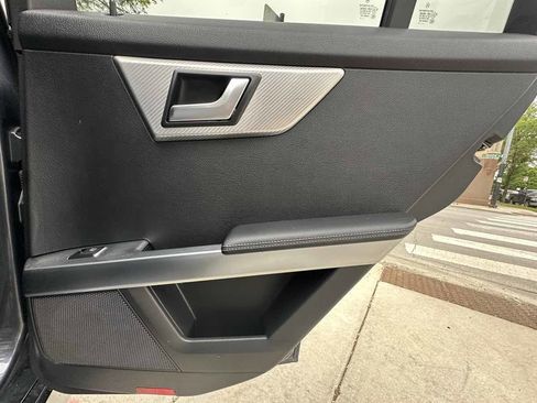 Used 2015 Mercedes-Benz GLK 350 4MATIC image 23