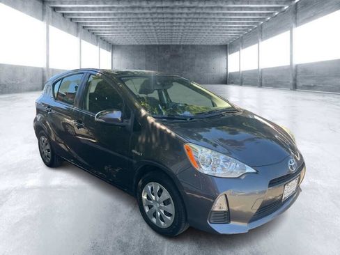 Used 2014 Toyota Prius C Two FWD image 2