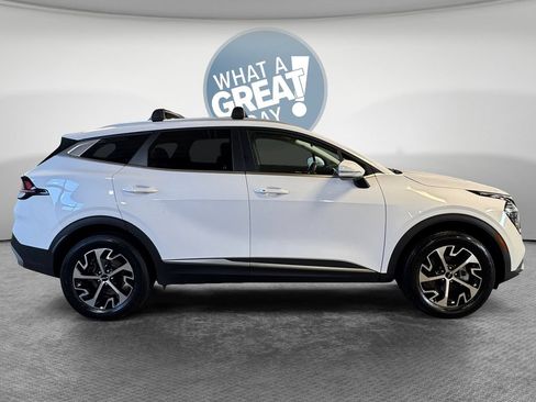 Certified 2024 Kia Sportage EX AWD/4WD image 2