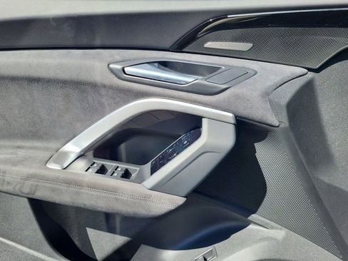 New 2025 Audi SQ5 Premium Plus image 10