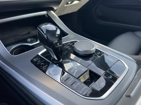 Used 2019 BMW X5 xDrive40i w/ Executive Package image 19