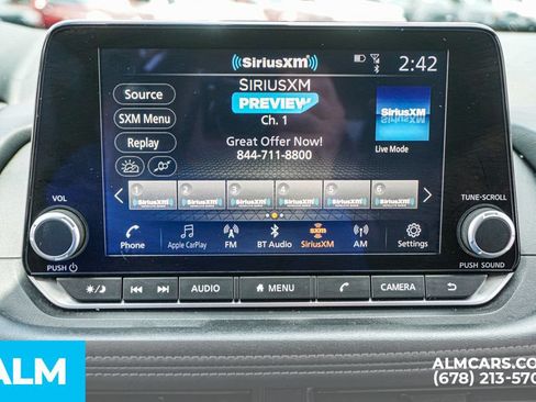 Used 2024 Nissan Rogue S FWD image 37