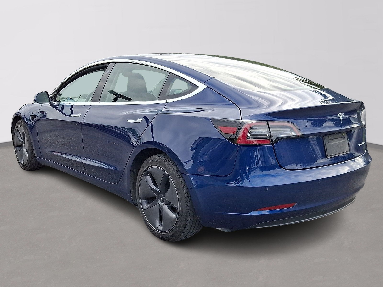 Used 2019 Tesla Model 3 Long Range AWD/4WD image 4