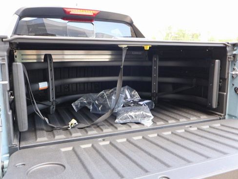 New 2025 Hyundai Santa Cruz Limited image 16