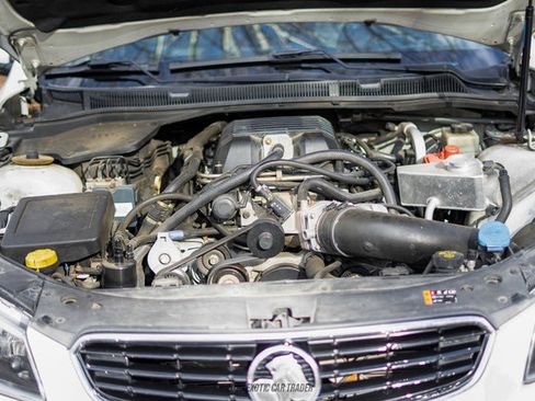 Used 2014 Chevrolet SS image 23