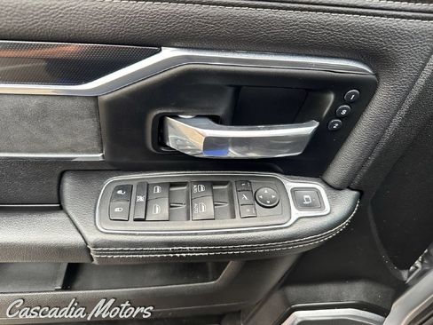 Used 2022 RAM 3500 Laramie AWD/4WD image 36