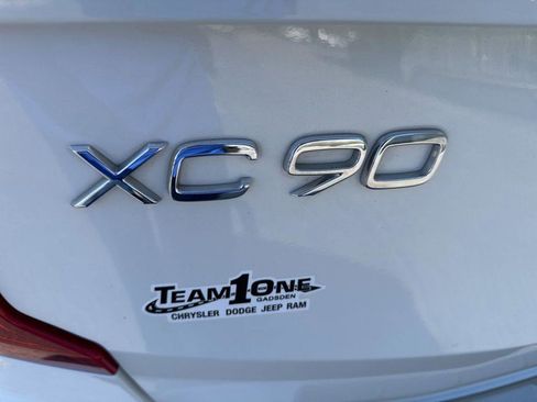 Used 2021 Volvo XC90 T6 Inscription w/ Climate Package image 24