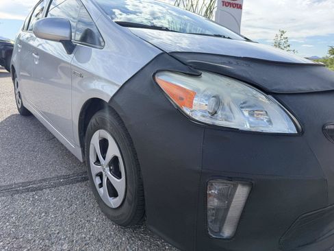 Used 2014 Toyota Prius Two FWD image 13