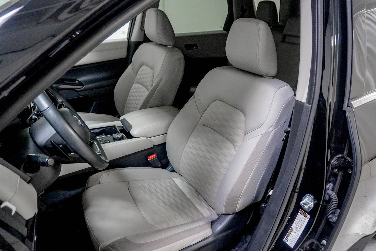 Used 2022 Nissan Pathfinder SV AWD/4WD image 19