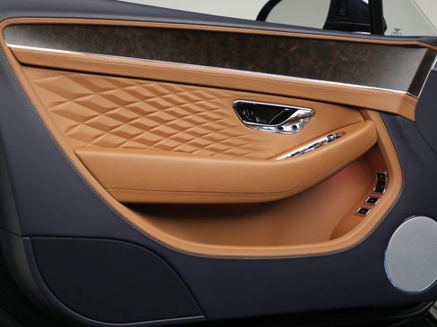 New 2026 Bentley Continental GTC image 26