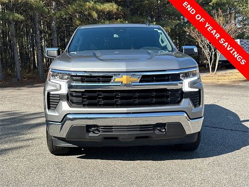 Used 2025 Chevrolet Silverado 1500 LT image 2
