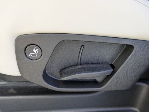 New 2025 Kia Telluride S image 18