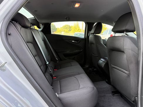 Used 2019 Chevrolet Malibu LS FWD image 19