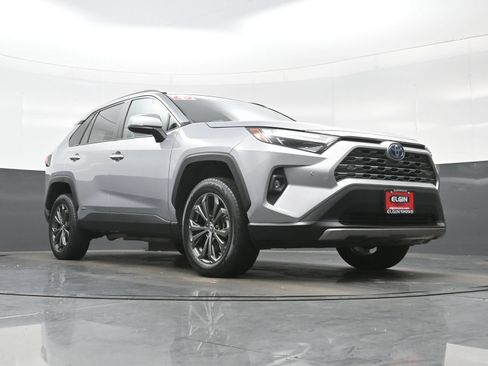 Used 2023 Toyota RAV4 Limited AWD/4WD image 27