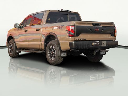 Used 2024 Nissan Titan PRO-4X w/ Pro-4x Utility Package image 11
