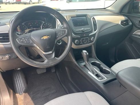 Used 2020 Chevrolet Equinox LT AWD/4WD image 12