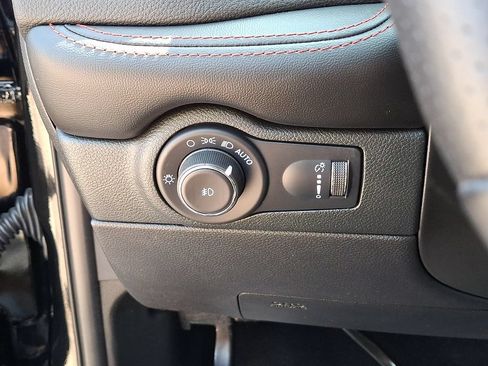Used 2023 Dodge Durango R/T AWD/4WD image 25